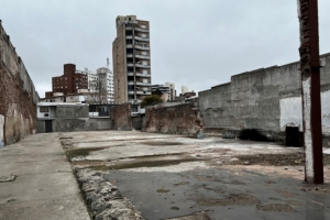 ALQUILER 2000 M2 DE TERRENO SOBRE LA CALLE GRAL FARIAS ESQ JUJUY