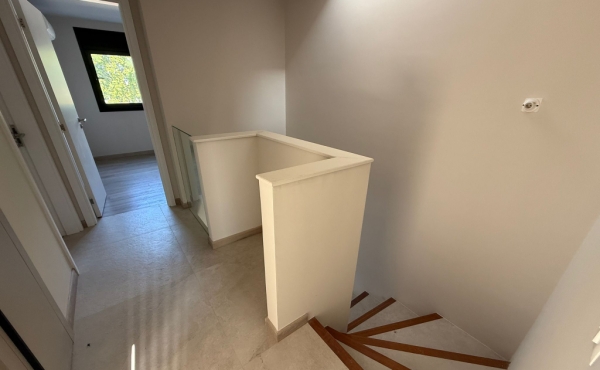 75bad373-30d2-413f-b5ec-86e0da8bd816