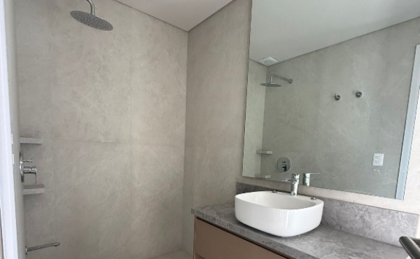 90f58f95-da27-4e48-8d22-77e88e1d1aa9