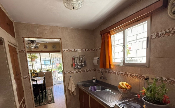 1d94384b-dc4f-4f3c-ad52-4009e7ea4953