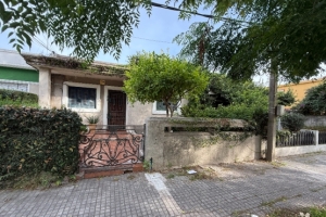 VENTA DE CASA PH 3 DORMITORIOS MAS APTO 1 DORM. MALVIN NORTE