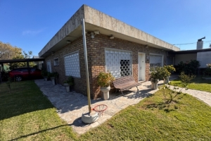 ALQUILER CASA 3 DORMITORIOS PROX ANTEL  ARENA