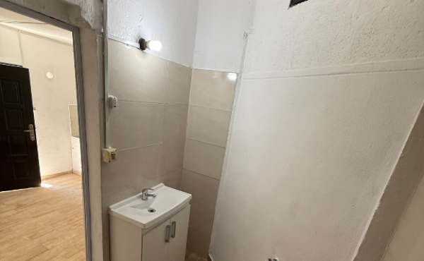 f5f33407-7968-4e38-a670-580da150fd32