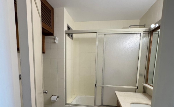 WhatsApp Image 2026-02-10 at 17.12.55