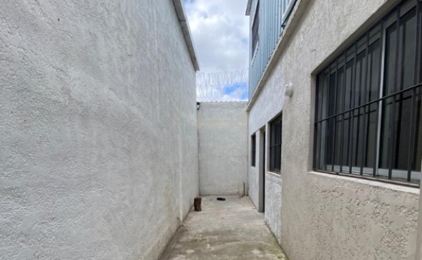 b73f8bc2-8e2b-426c-b953-6335caaa5b46